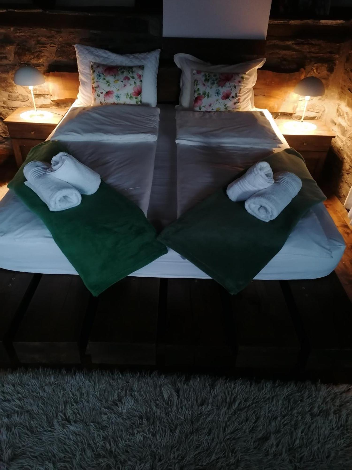 Yancheva Guest House Delchevo Экстерьер фото